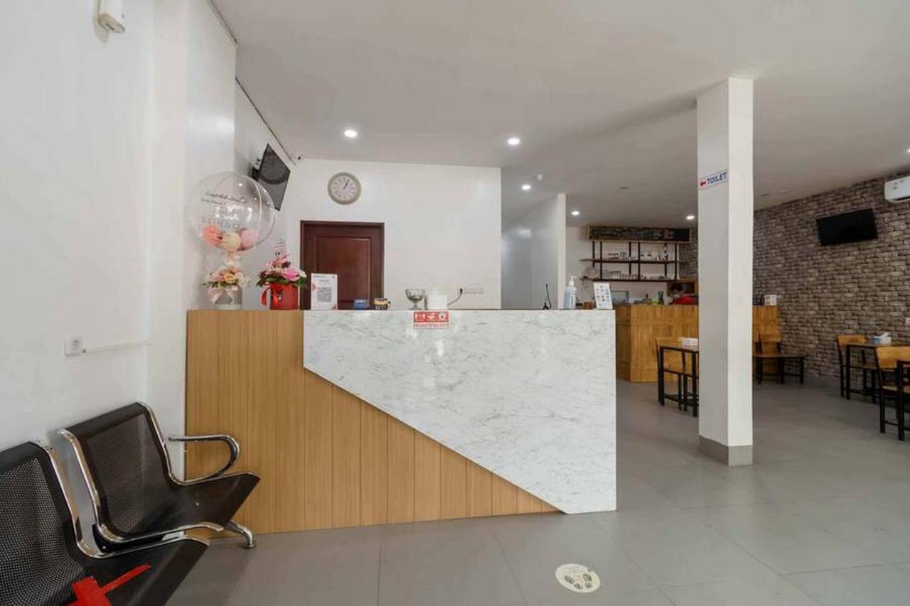 Reddoorz At Seindo Hotel Medan Sunggal Extérieur photo